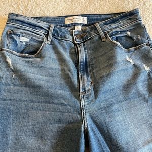 Abercrombie curve love jeans